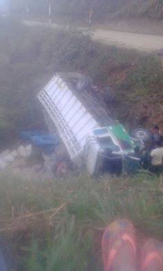 Huancabamba: camión se accidenta y cae a un abismo de 30 metros - Walac Noticias (Comunicado de prensa) (Registro) (blog)
