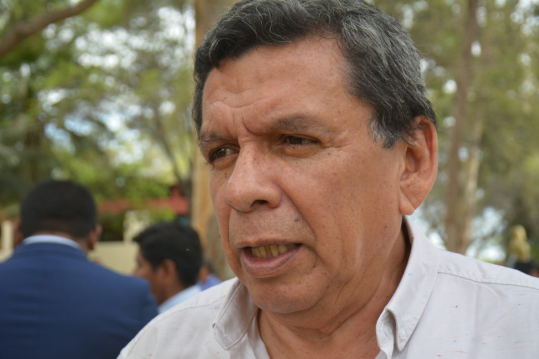 HERNANDO CEVALLOS FLORES. CONGRESISTA DE LA REPÚBLICA
