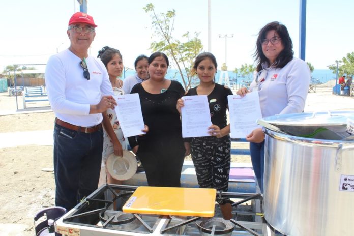 Madres del Vaso de Leche de Puerto Rico reciben importantes implementos de cocina para renovar su centro de atención a mas de 120 niños de la zona