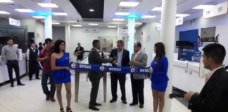 o Inauguración contó con la participación del presidente regional de Piura, Reynaldo Hilbck así como los representantes de Osiptel y MTC.