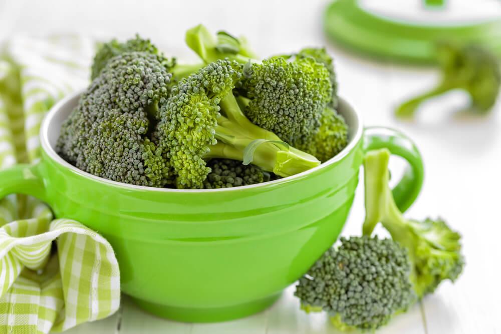 El brócoli ayuda al sistema digestivo y a nuestro estado de ánimo.