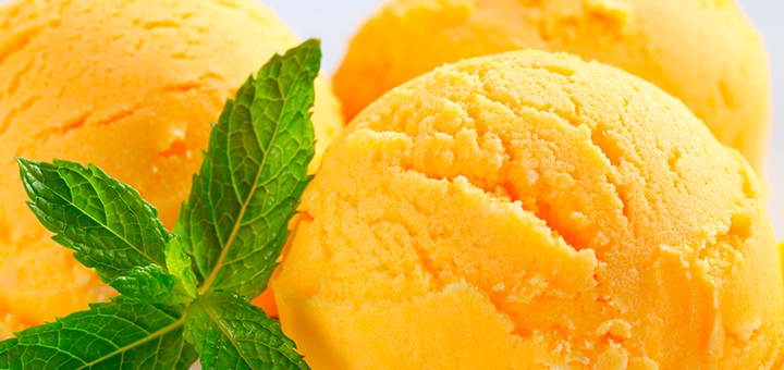 Helado casero de mango, cremosa alternativa contra días calurosos