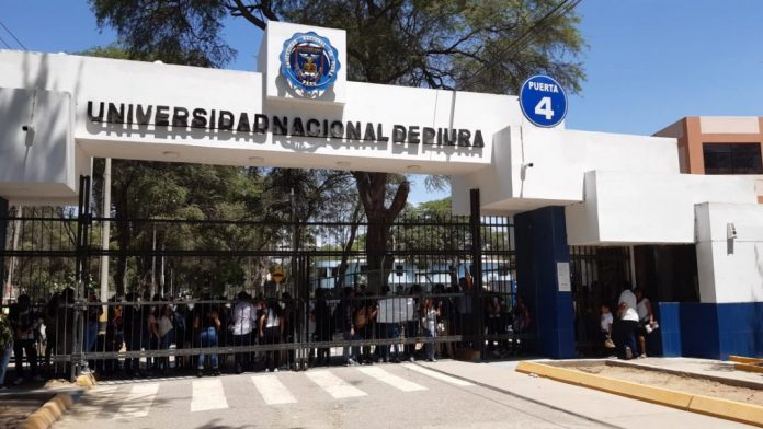 Evalúan el retorno a las aulas universitarias en la región Piura
