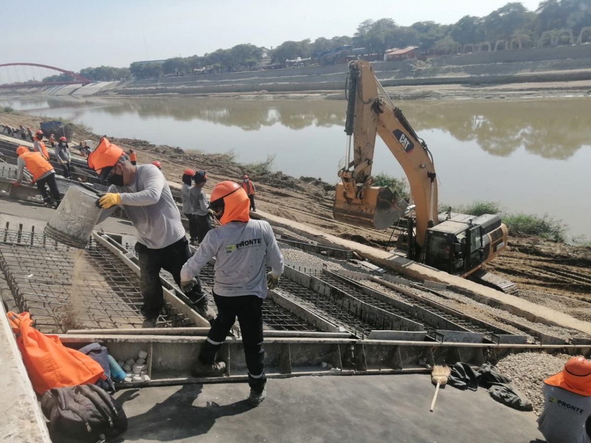 Obra en el tramo II del río Piura registra más del 50% de avance