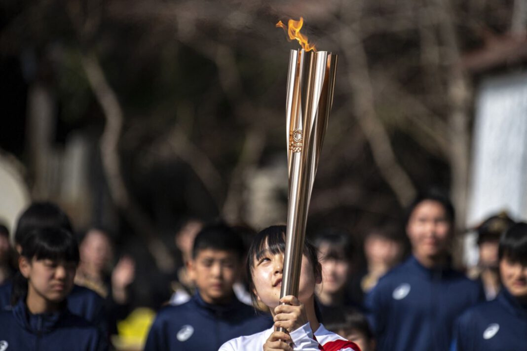 Tokio cancela relevo de antorcha olímpica en vía pública por covid-19