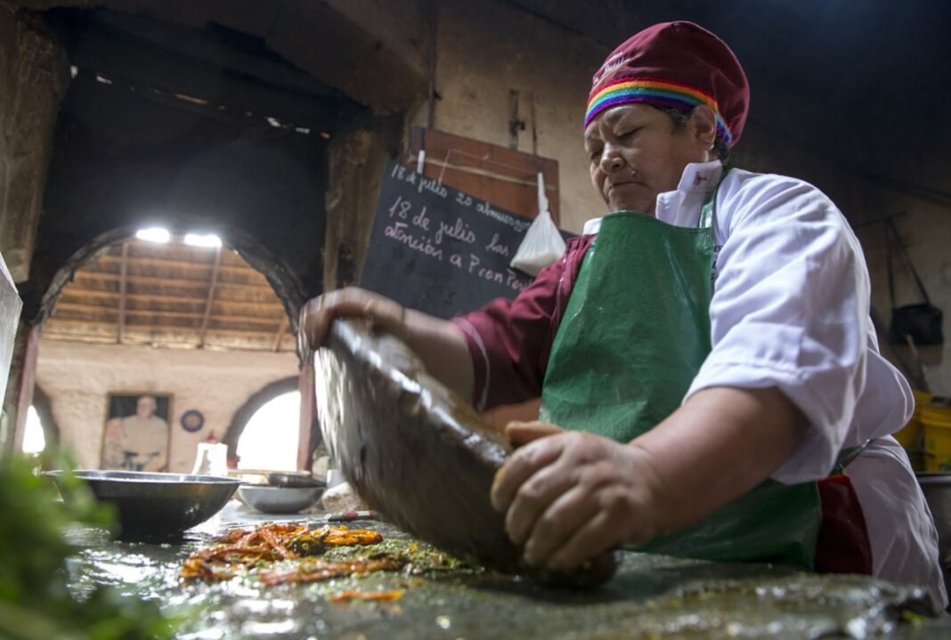 Picanterías son templos del sabor y conservan el ADN de cocinas regionales