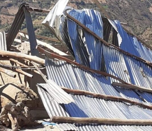 Familias afectadas por vientos fuertes en Canchaque reciben atención de emergencia