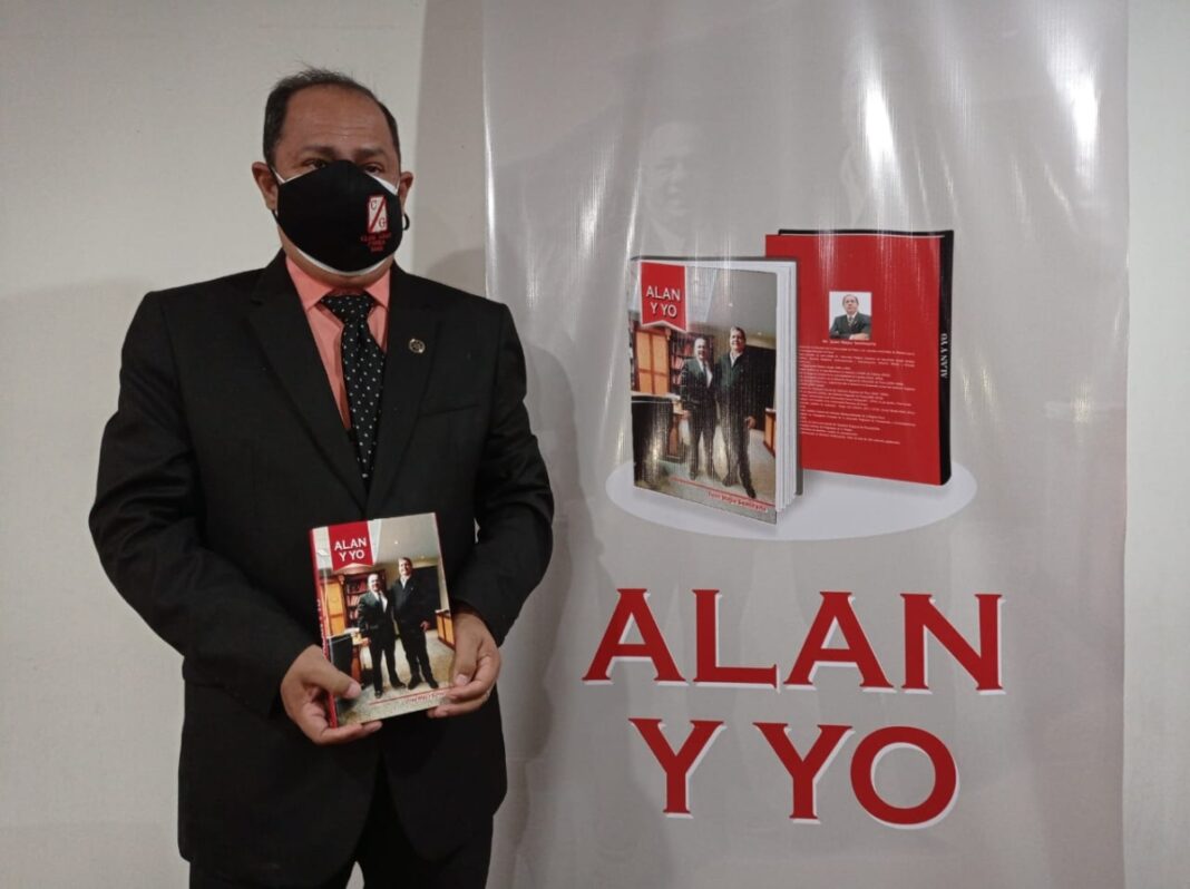 Escritor piurano presenta novela basada en su amistad con Alan García