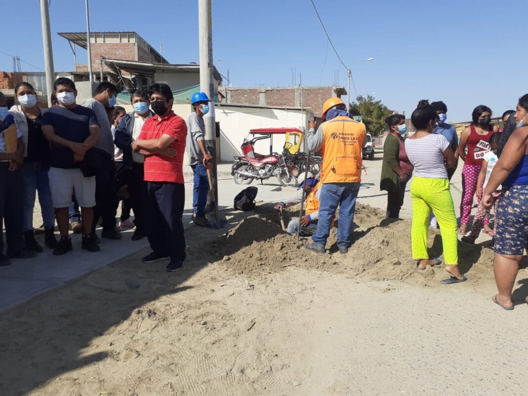 VDO: vecinos de la Urb. Santa Margarita denuncian recibir agua de mala calidad