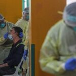Singapur cobrará las facturas médicas a los pacientes de covid-19 "no vacunados por decisión propia"