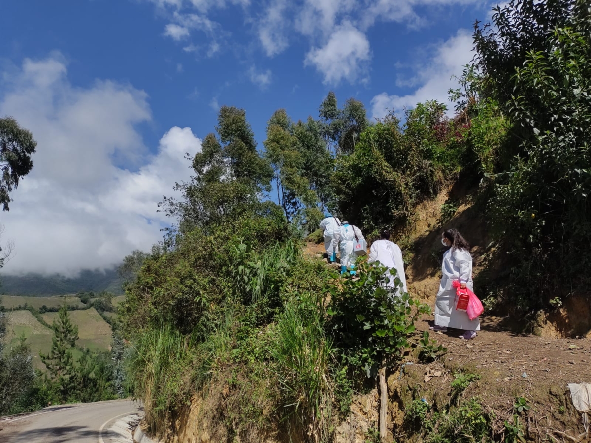 Pobladores de zonas alejadas de Chalaco reciben primera y segunda dosis de la vacuna covid 