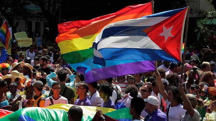 Cuba legaliza el matrimonio igualitario por referéndum