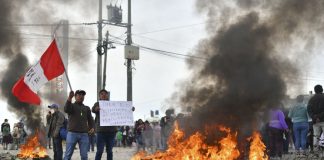 Moody´s: Perú pasó de estable a negativo por convulsión social