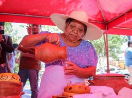 Copa de Oro se corona como la mejor chicha de jora en festival de Catacaos
