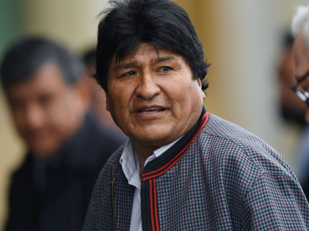 Congreso declara persona no grata a Evo Morales.