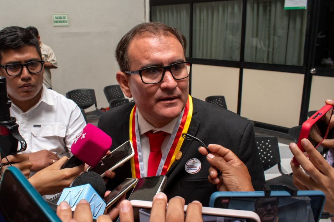 Alcalde de Piura pide la renuncia de la ministra de Salud