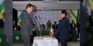 Walther Guerrero juró como alcalde de Castilla en Año Nuevo