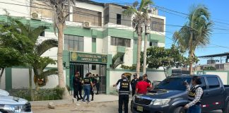 Intervienen a tres policías de la Unidad de Carreteras.