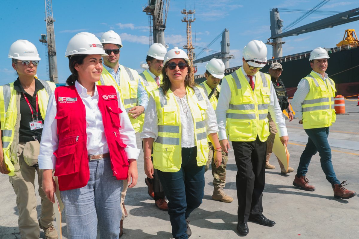 Presidenta Dina Boluarte inaugura la obra de ampliación del Terminal Portuario de Paita.
