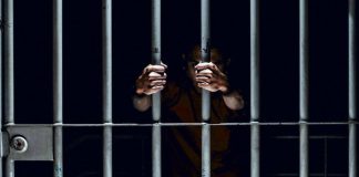 Dictan prisión preventiva contra sujeto que realizó tocamientos indebidos a niña y mujer en bus