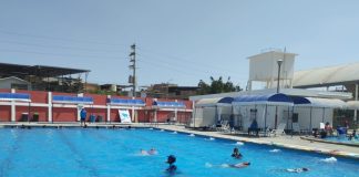 19 de 35 piscinas en piura son aptas para bañistas