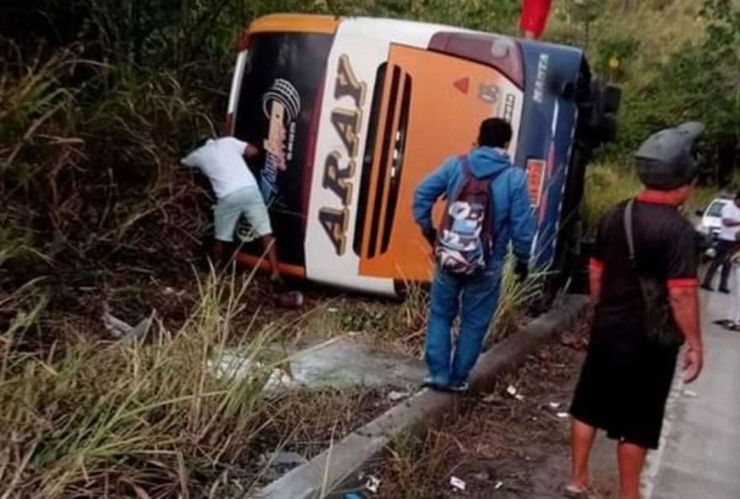 Novios peruanos fallecen en accidente de tránsito en Ecuador