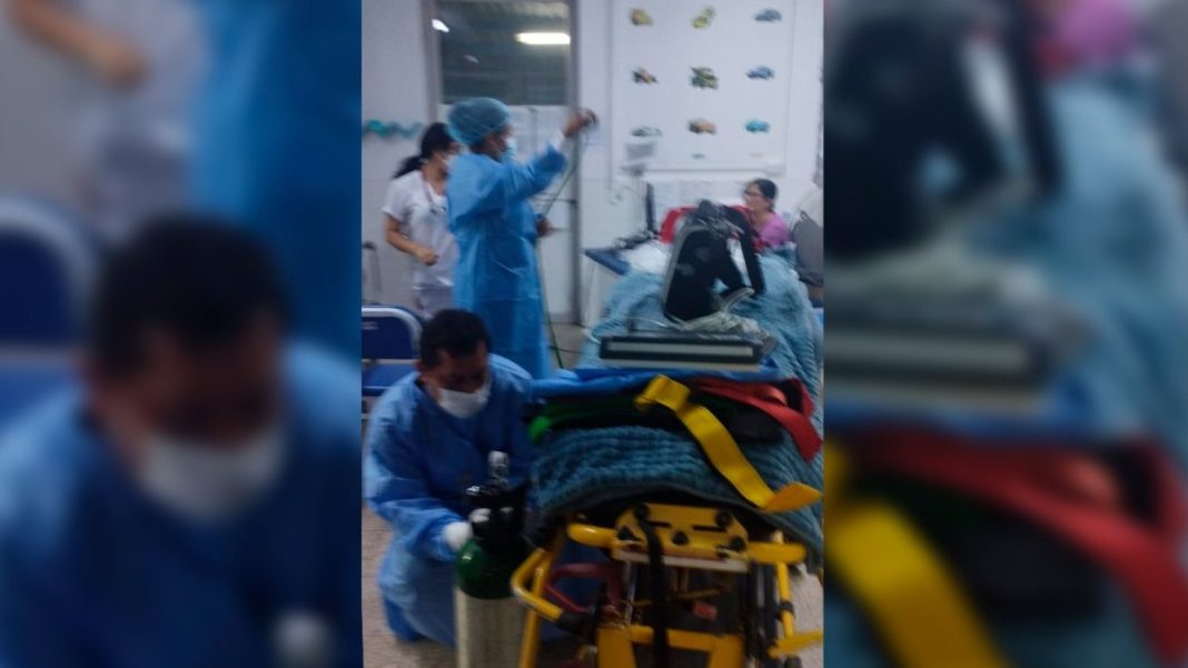 Menor de 11 años que necesita trasplante de hígado fue trasladada a hospital en Lima.
