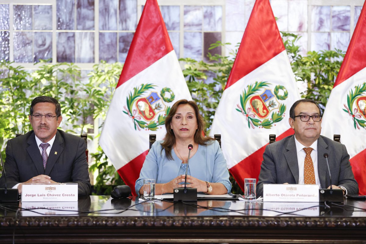 Presidenta Boluarte asegura que se trabajará a fonde el cauce del río Piura.