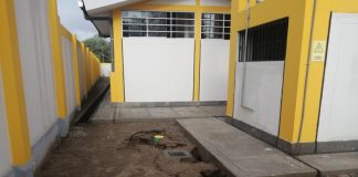 Chulucanas: lluvias provocan estragos en colegio que recién se entregó hace un mes.