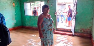 Damnificado por inundación: "Todo hemos perdido, todas nuestras cosas se las ha llevado el río".