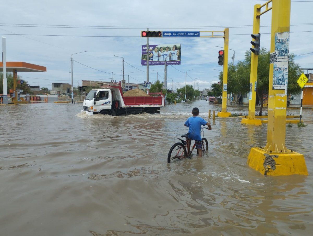 Piura amaneció inundada tras la última lluvia de este lunes 6 de marzo.