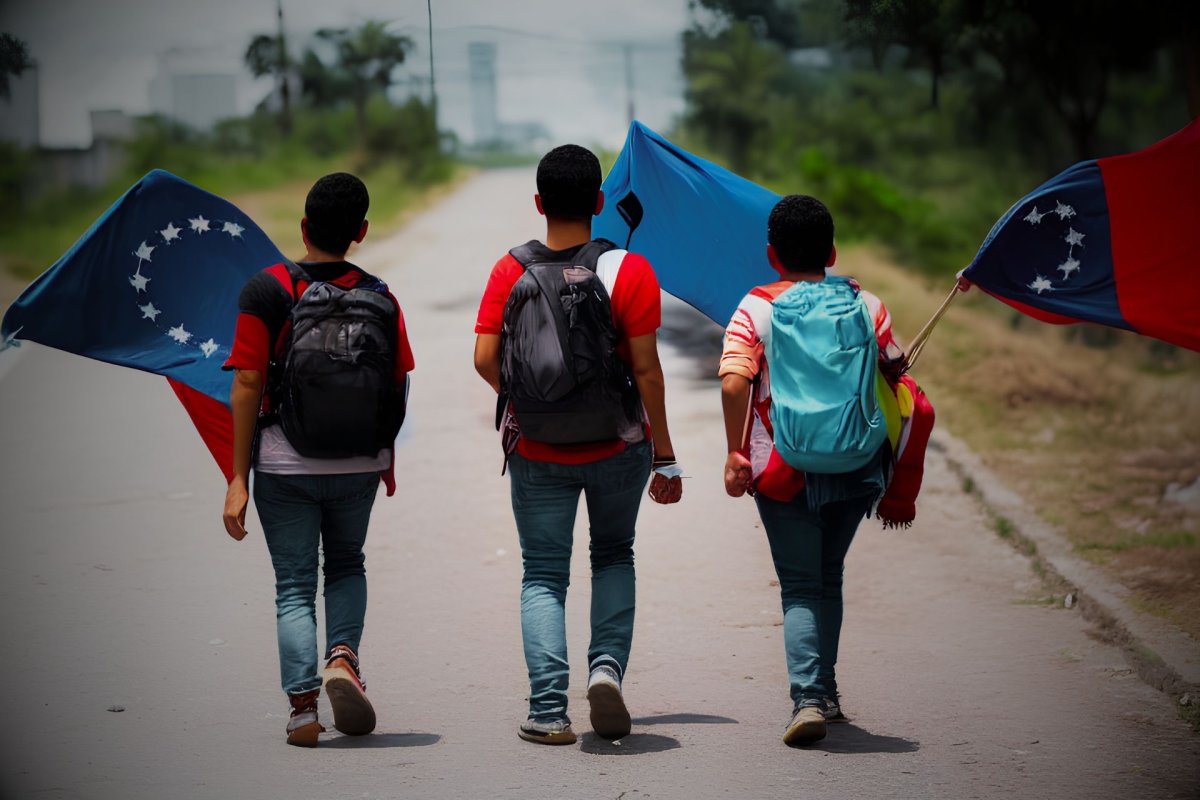 Gobierno dicta medidas para regularizar la situación migratoria de extranjeros en el Perú.