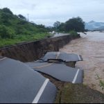 Emergencia por lluvias: autoridades coordina puente aéreo para población aislada en Salitral.