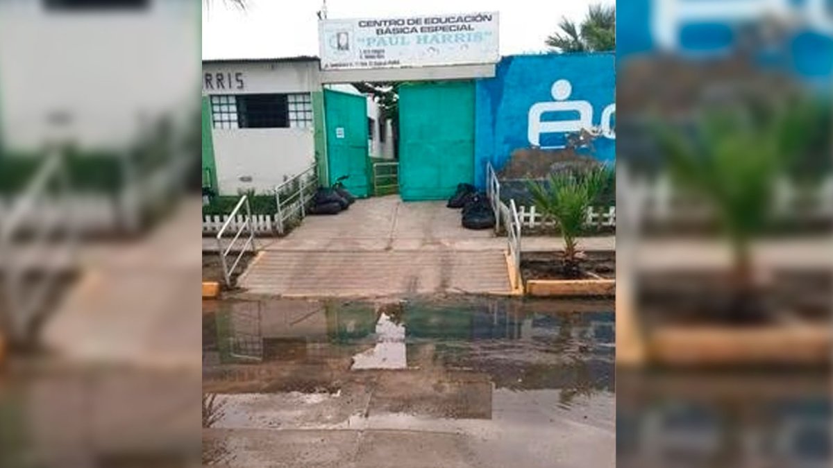 Piura: piden ayuda para retirar aguas estancadas en colegio de niños con discapacidad