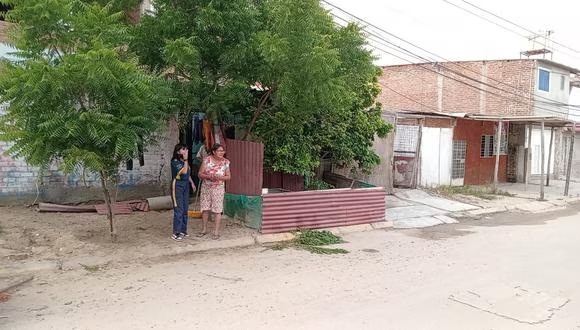 Piura: madre de joven con rara enfermedad denuncia malos tratos en hospital de EsSalud