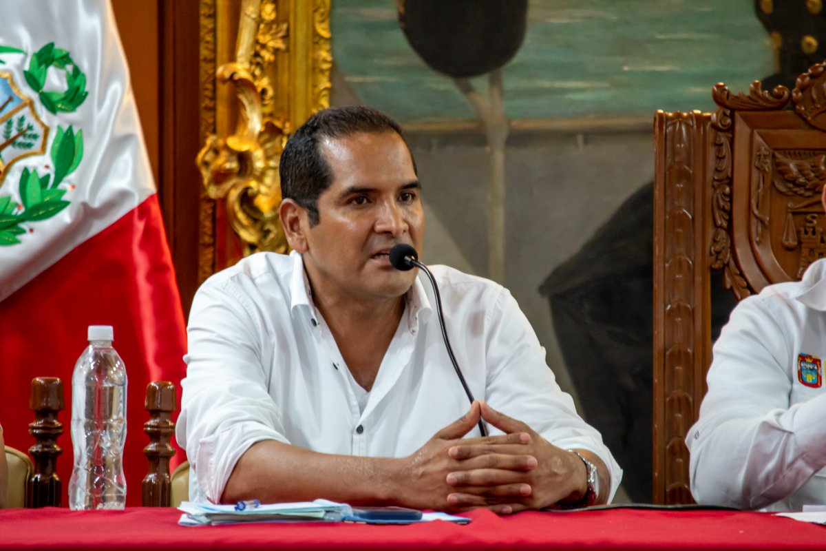 Morropón: Pleno del Consejo Municipal aprueba licencia sin goce de haber al alcalde Richard Baca