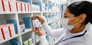 Sancionarán a farmacias que brinden tratamiento sin receta médica contra el dengue.