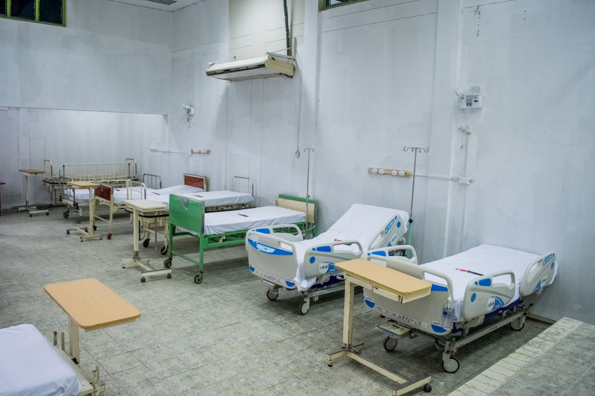 Hospital Santa Rosa colapsa ante el aumento de casos de dengue en Piura. / Foto: Walac Noticias / Anthony Camizán.