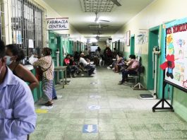 El 10% de médicos del Hospital de Apoyo II de Sullana está contagiado de dengue.