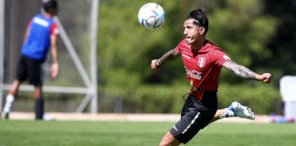 Gianluca Lapadula entrena con la selección peruana previo al amistoso con Japón.