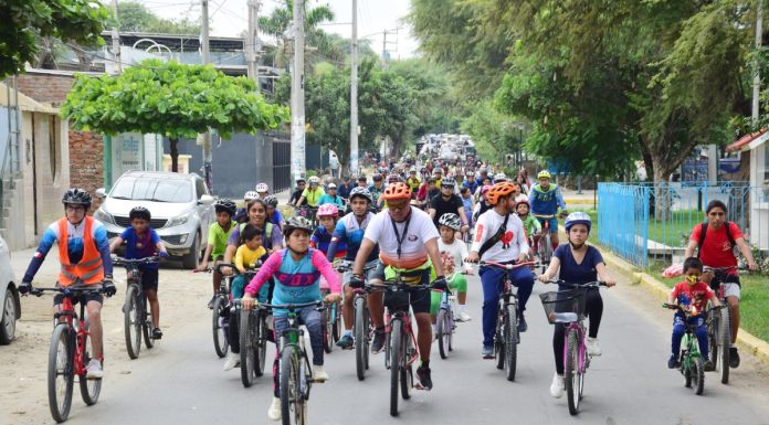 Más de 100 deportistas "Bicicletearon en unidad".
