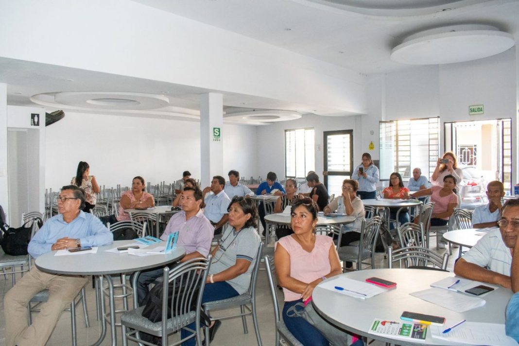 Enosa y DREP capacitan a docentes de Paita en seguridad eléctrica ante la llegada del Fenómeno El Niño/ Foto distriluz