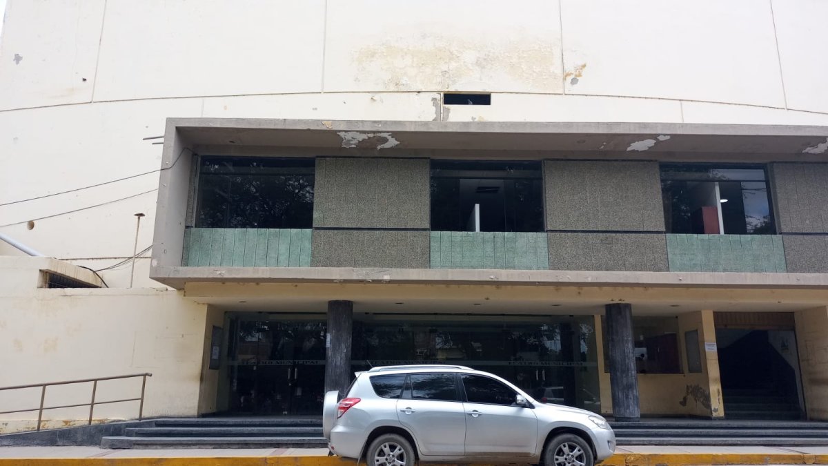 Teatro Municipal de Piura se cuentra sin funcionar desde hace varios años. 