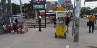 Piura: ambulantes deberán retirarse de los exteriores de conocido centro comercial 
