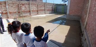 1600 alumnos afectados por el colapso de desagües en el colegio José Olaya Balandra.