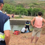 Joven muere ahogado tras caer vehículo a un canal de Piura