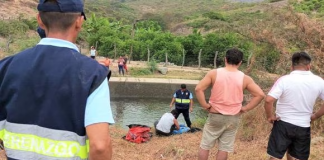 Joven muere ahogado tras caer vehículo a un canal de Piura