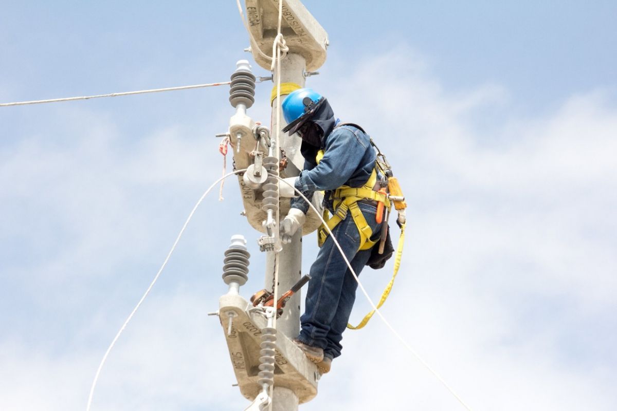 Enosa suspenderá el servicio eléctrico en algunos distritos de Talara