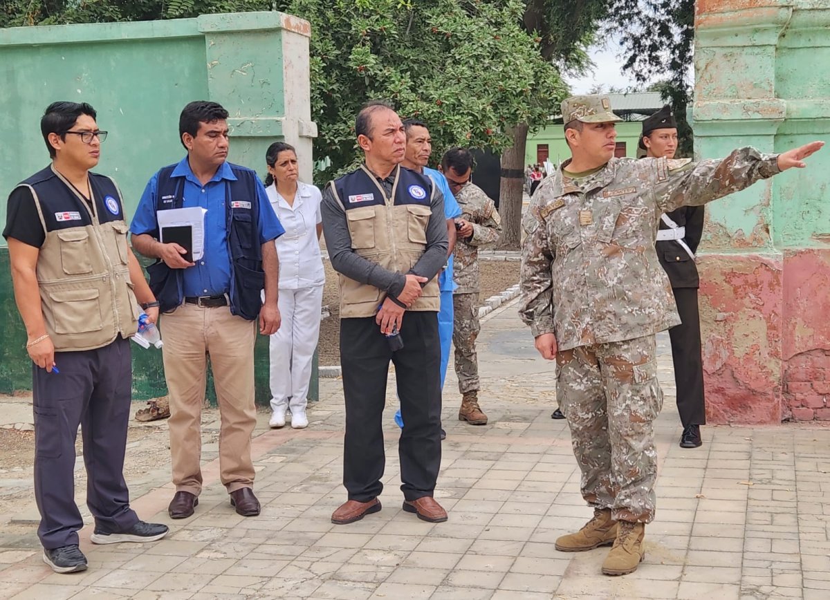 Gore Piura junto con la DIRESA trabajarán en conjunto con el ejército para la instalación de una Uviclin en el cuartel Grau.