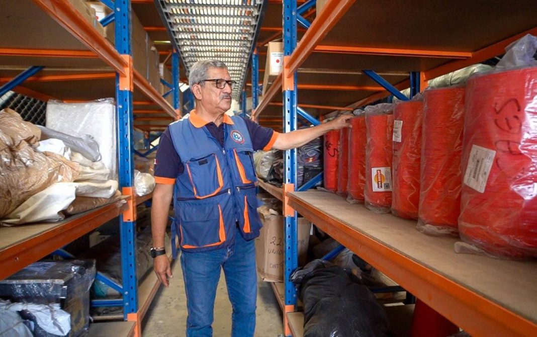 COER Piura continúa abasteciendo sus almacenes de ayuda humanitaria para el FEN